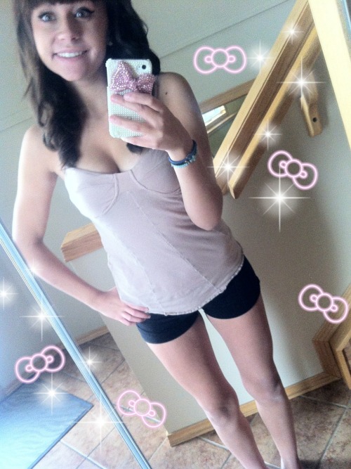 pizza-weed-cats:  trynna be cute