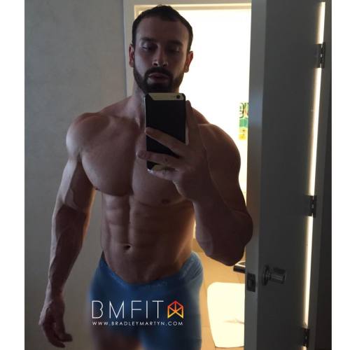 muscle-addicted:  Bradley Martyn