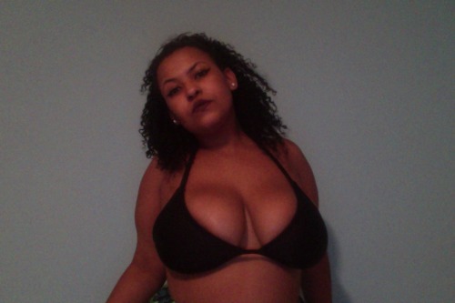 duttydominican:  duttydominican:  bikini boredom   happy black out!!