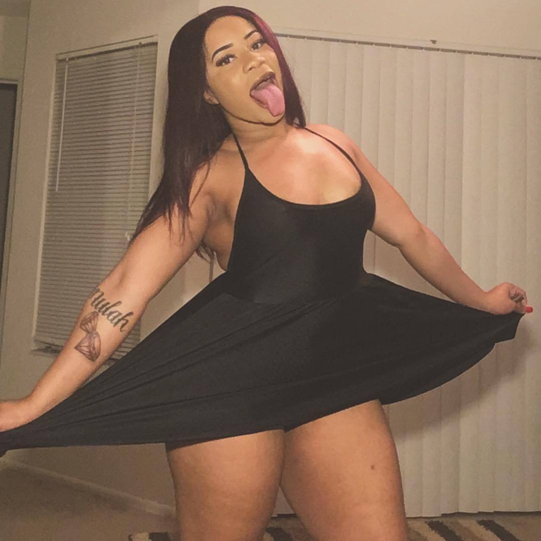 ratedthickent:  🇹 🇭 🇮 🇨 🇰  REALZOE.B