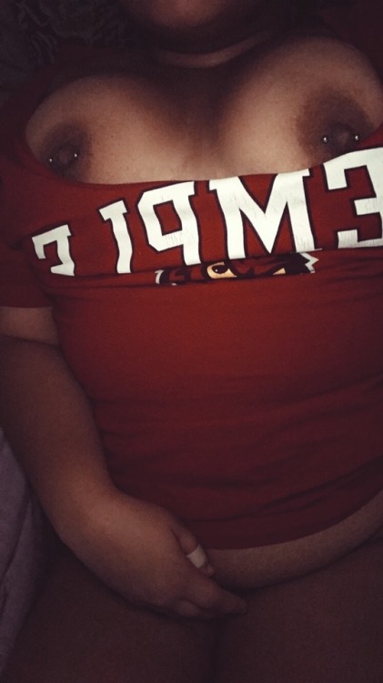 fattt-babe: Looking to be fucked senseless: Taking applications. Pls send all dick/pussy application