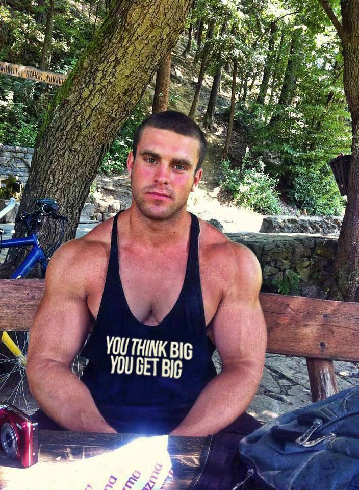 serbian-muscle-men:  Serbian bodybuilder Lazar