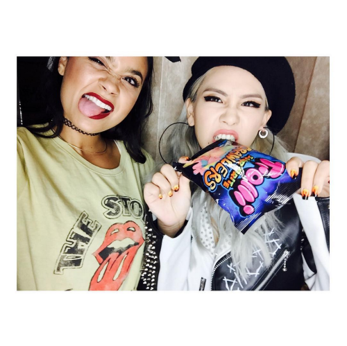 wonderthots:  rebeka_w: “Waiting for our performance @chaelincl”