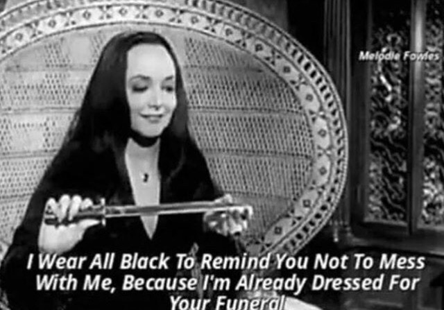 dominanttomkatt:  gothic-nightmares:  💀 EVERYTHING GOTH 💀   🧔🏻😊💋