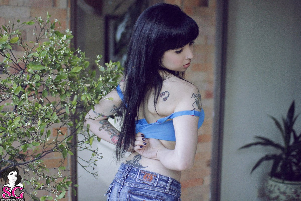  Ilanna Suicide 