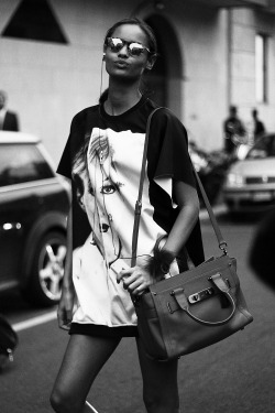 amy-ambrosio:  Malaika Firth after Prada S/S 2015, MFW by Valentina Botta.