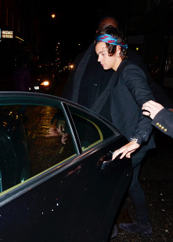 mr-styles:  Harry Styles and Dave Gardner leave the Box nightclub in soho at 3:40am - Feb. 15th 