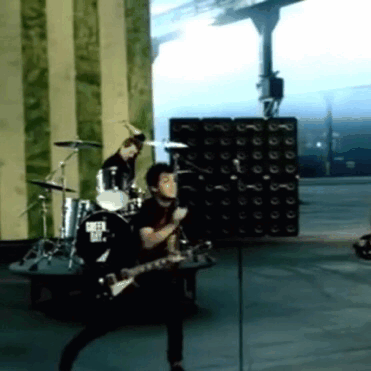 maniagerard:american idiot // green day
