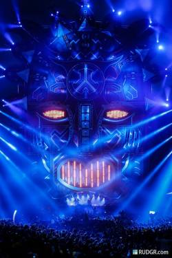 djlinxxxofficial:  cyberh3at:  Gunz For Hire - Defqon.1 Photoset 1  Gunz For Hire 