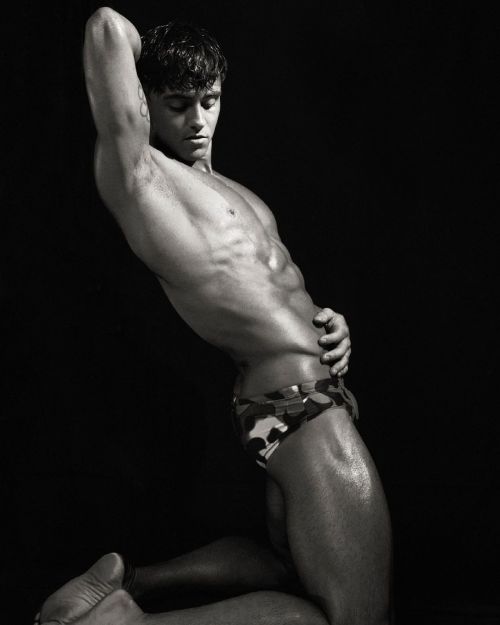 lovethephantoms:Tom Daley by Eddie Blagbrough