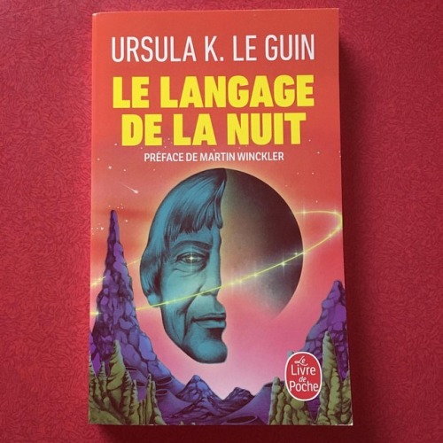 So happy my drawing of Ursula is now a book cover for one of her books! If only I read in French. - 