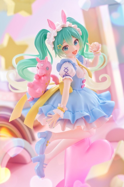 Hatsune Miku ; Vocaloid ☆ Taito