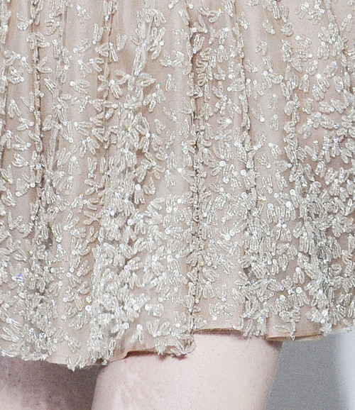 there-s-no-crying-in-fashion:  contemporary-classic:   ♥  there-s-no-crying-in-fashion: i need to follow more runway and editorial blogs ,message me if you’re this type of blog! xxx
