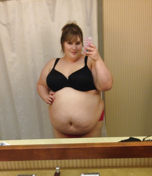 heavyssbbwasslady: Wanna hookup with a hot fattie? - CLICK HERE!