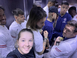 heartsoftruth:When you walk into an elevator full of the PSG-squad 