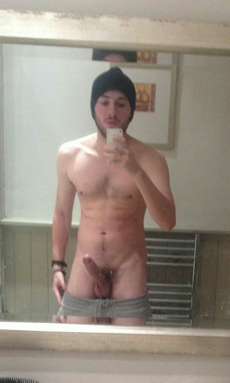 brainjock:  Sexy emo stud p. 1This guy is so sexy to me! No, he’s not a muscle pup or super hung but he looks slutty enough that he might do something strange for a piece of change…and you know he would work you over that fukin dick!