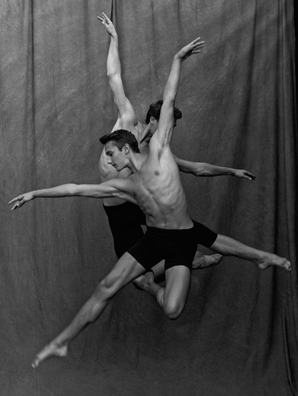 vmagazine:  MATTHEW BROOKES: LES DANSEURS They are “les danseurs,” the professional