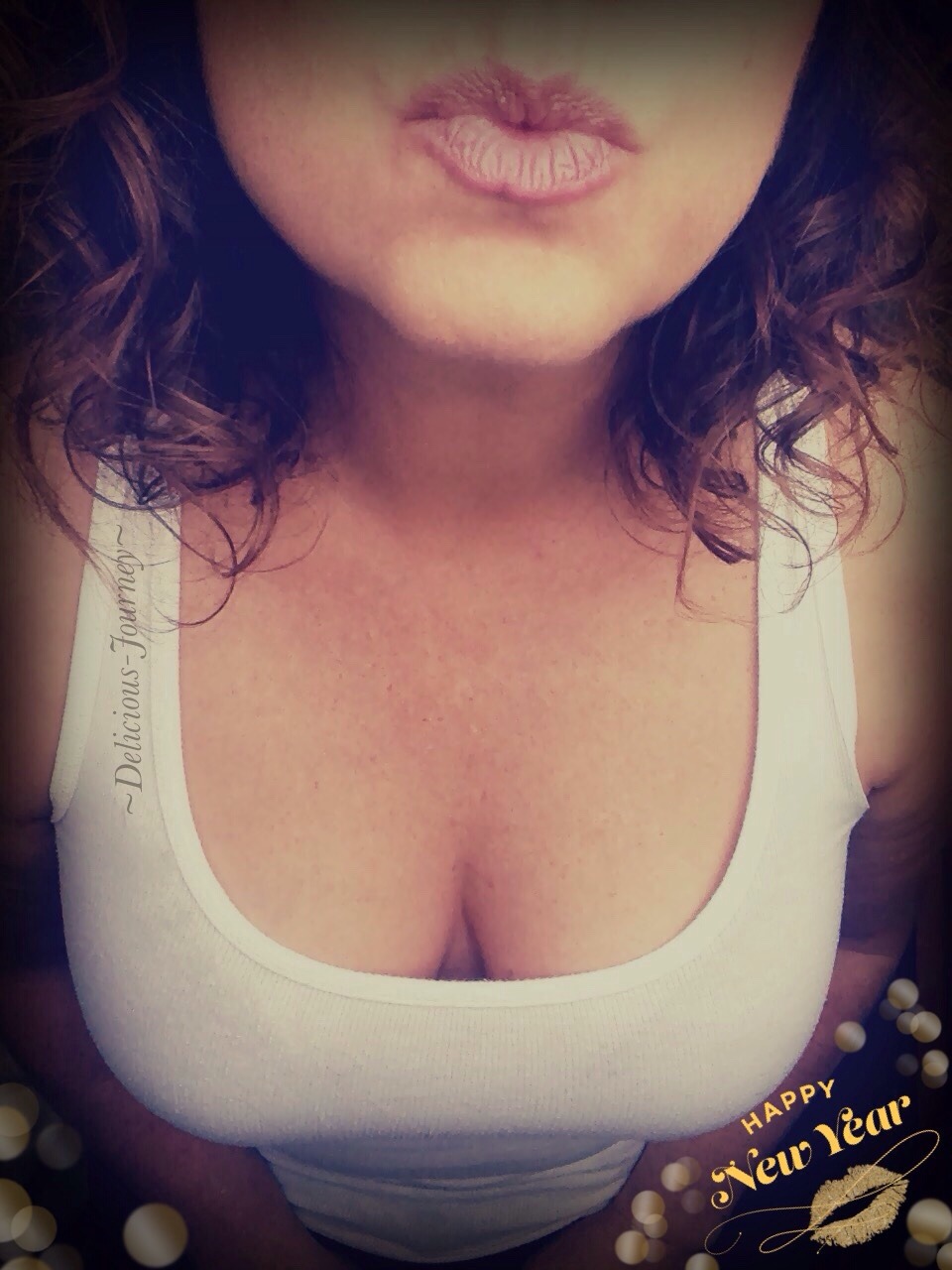 delicious-journey:  curiouswinekitten2:  Big kisses to you @curiouswinekitten2 for