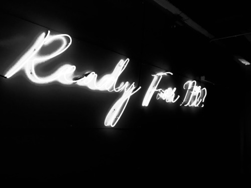 mel-burnswiftie:NEON SIGNS FROM TONIGHTS REP PARTY