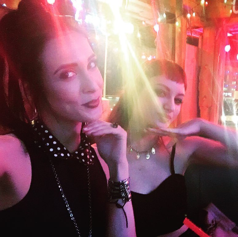 Me: Disney porn. Her: Quentin Tarantino. ✨👸🏻👸🏻 by evilaiden