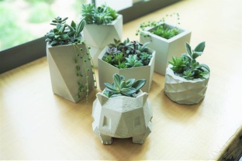 Geometric Concrete Planters //theHeart3Design