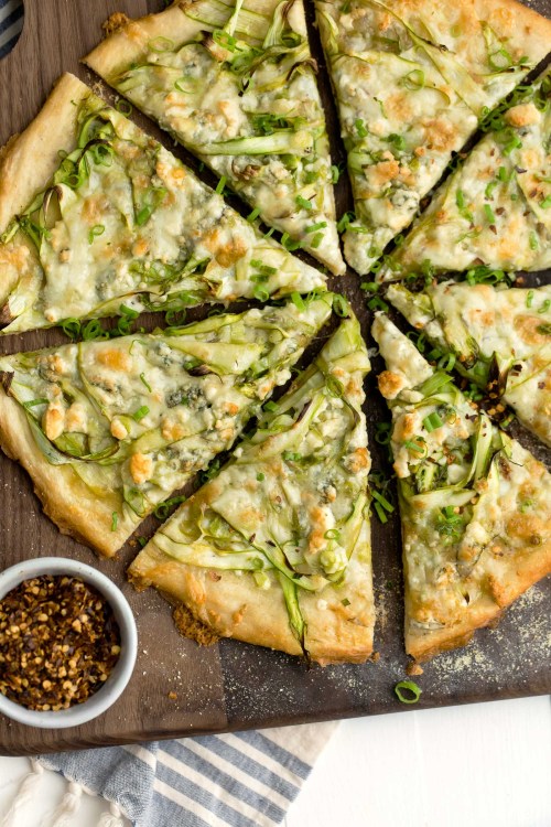 veggiecomfort - Shaved Asparagus Pizza with Gorgonzola