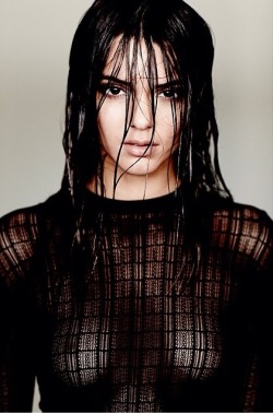 linettepena:  Kendall Jenner  Sex