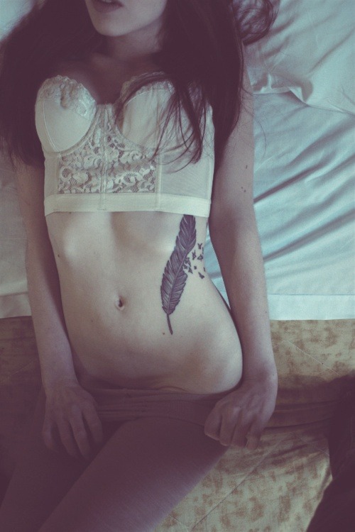 cute-hot:  DAMN! 