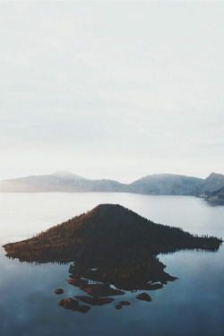 ikwt:  Crater Lake National Park (rodtrvn)