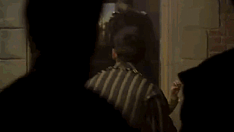 madeleine92posts:“…when Doña Juana saw that her father arrived, she ran down the stairs, forgetting 