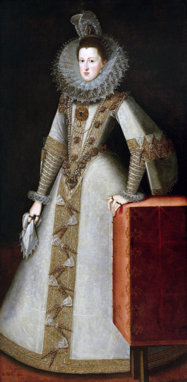 Portrait of Margaret of Austria, Queen of Spain. by Juan Pantoja de la Cruz, 1605