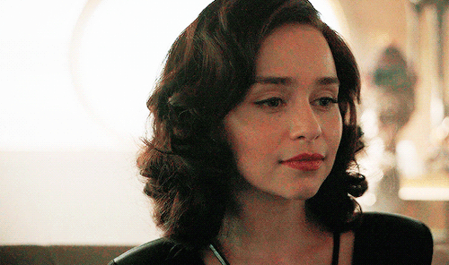 resistancesource:Emilia Clarke as Qi’Ra in Solo: A Star Wars Story (2018)
