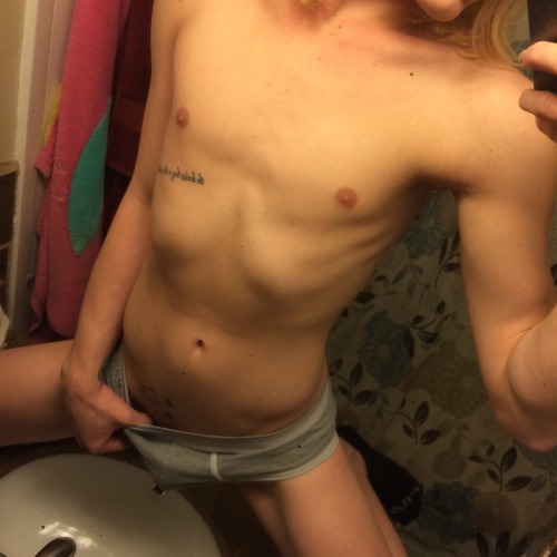 tuckertb:Grindr doesn’t like these :( Kik is tuckeros :)Well I like these