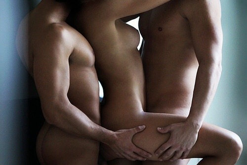 awesomethreesomescenes:  More Awesome Threesome in HD
