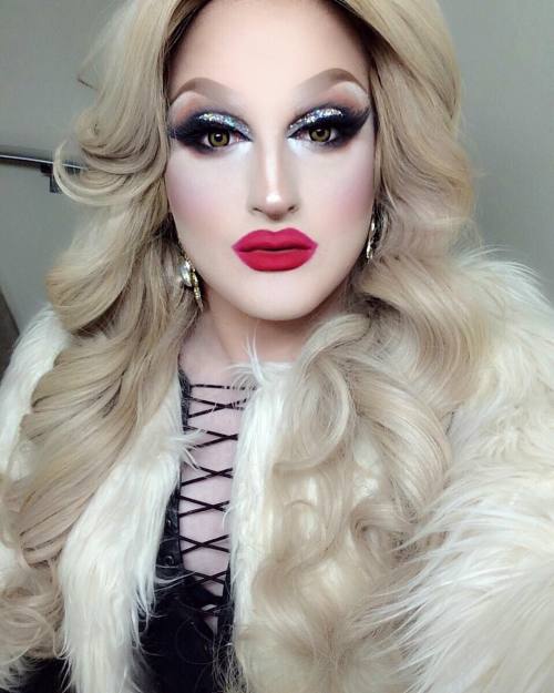 XXX boy-to-girl-transformation:  Drag Queen Diva photo