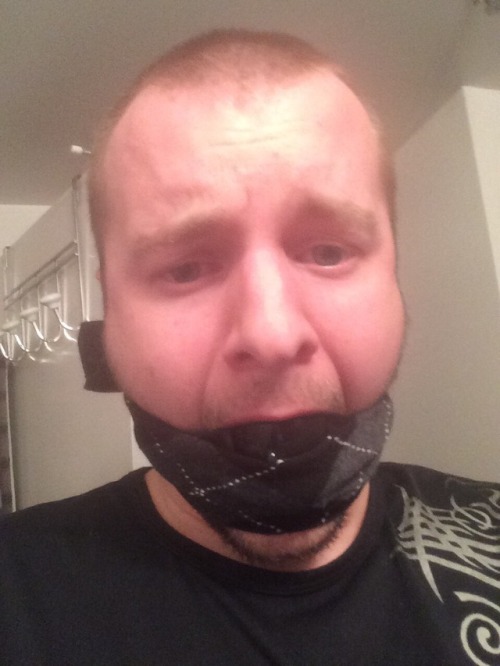 sockgagged32:Finally got a ballgag!! Topped it off with my new argyle socks in the last few. Any good?