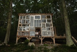  A cabin in West Virginia built with salvaged