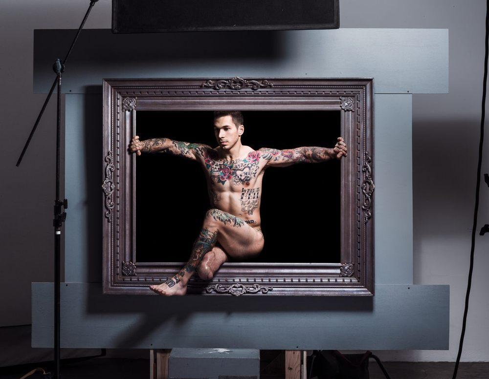 toxxicstarr:  aquirkysoul:  coelasquid:  mustlovemen:  Alex Minsky Afghanistan veteran