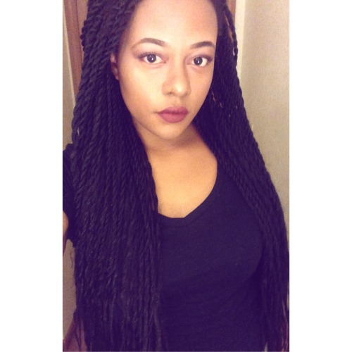shardashiann:  Blackout 😚 only a couple more days until I have my twists back