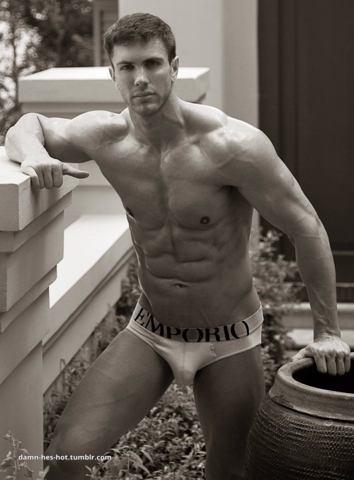 damn, he's hot!