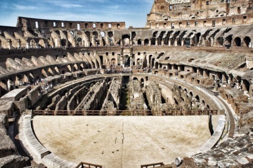 explorerfrombelgium:The Colosseum in Rome, Italy.