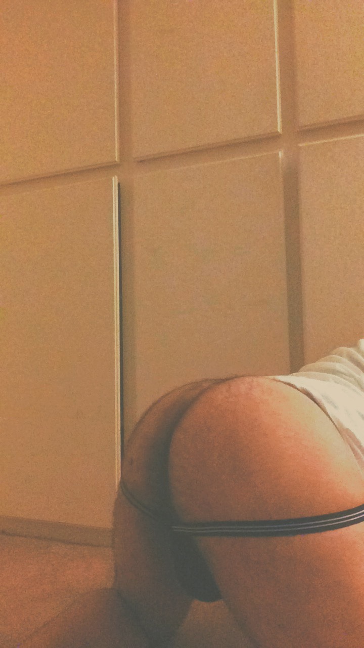sr-aphroditi: pusheen: slutty buddy extraordinaire 