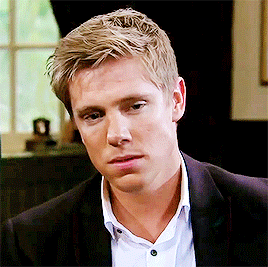 evak-malec: Robert Sugden + perfect hair. 