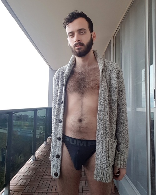 hawtcawk: Sweater weather is here