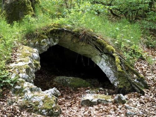 Gypsum tumulus in GermanyThe great Jurassic limestone platform that covers much of Western Europe wa