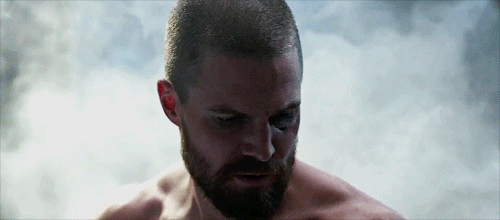 olivergifs:Shirtless Oliver Queen in Arrow’s First Look at Season 7