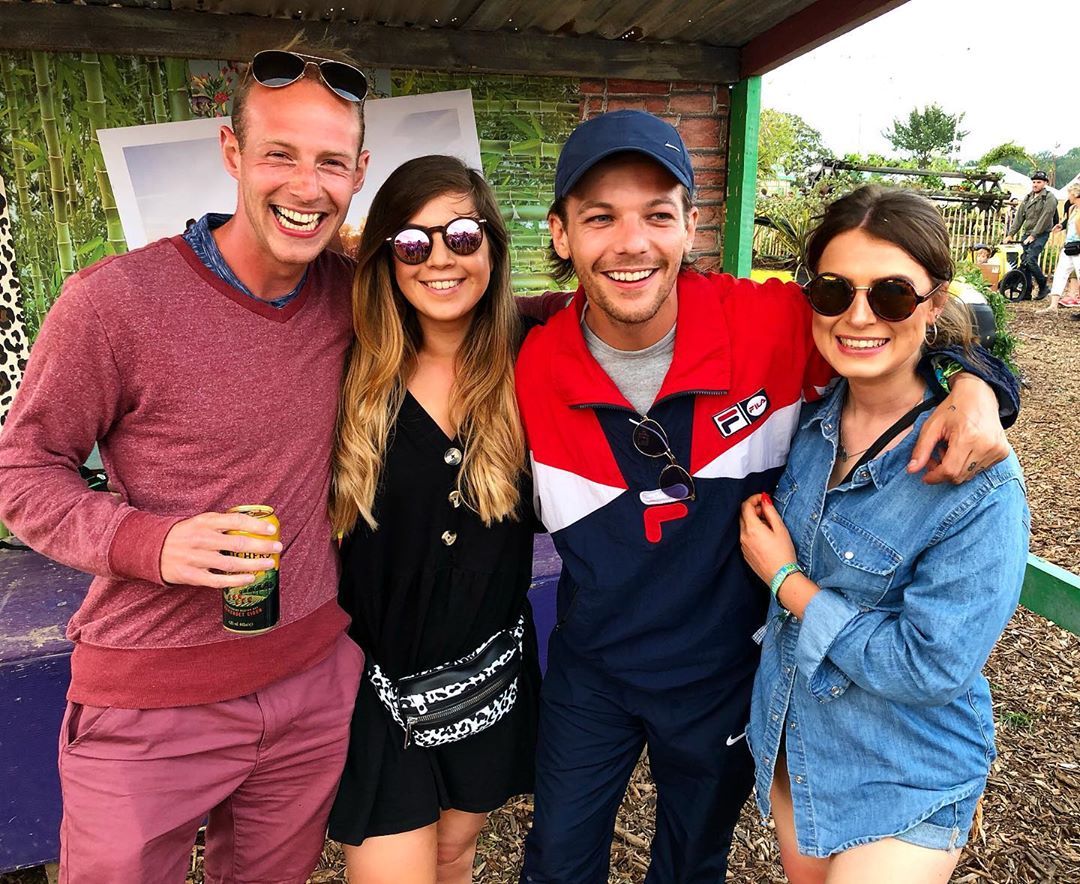 Glastonbury 2015: Louis Tomlinson smokes and drinks as he soaks up festival  atmosphere - Mirror Online