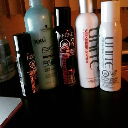 So this happened #Redken  #unite #schwarzkopf #JoysOfWorkingAtAHairSalon #ShoppingProblem @esthetica