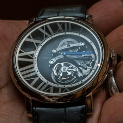 swissmade-luxurywatches:  @Cartier Rotonde