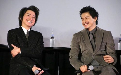 cris01-ogr:Oguri Shun at at Yakuza6 release event! ^____^Along with the other protagonists of the ga